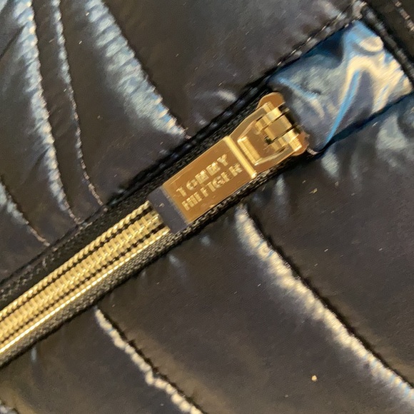 Tommy Hilfiger Women’s Sport Vest. New with Tags! - Picture 3 of 11